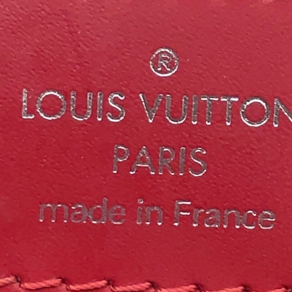 Louis Vuitton Epi Red Passy PM Hand Bag - Picture 12 of 12